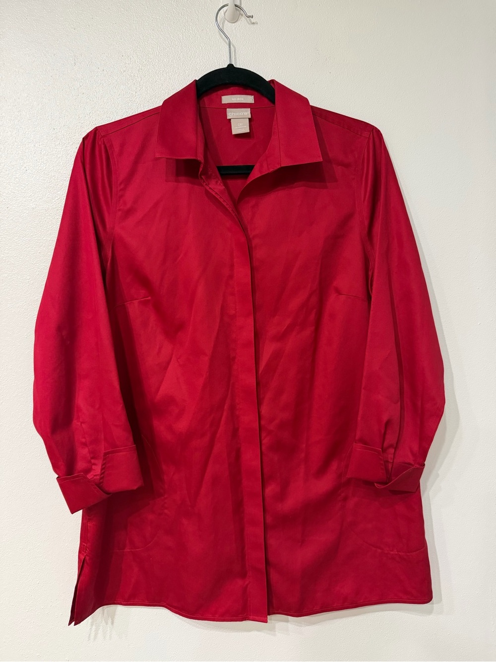 Chico’s No Iron Red Button Down Shirt Women Size 0P Petite 100% Cotton